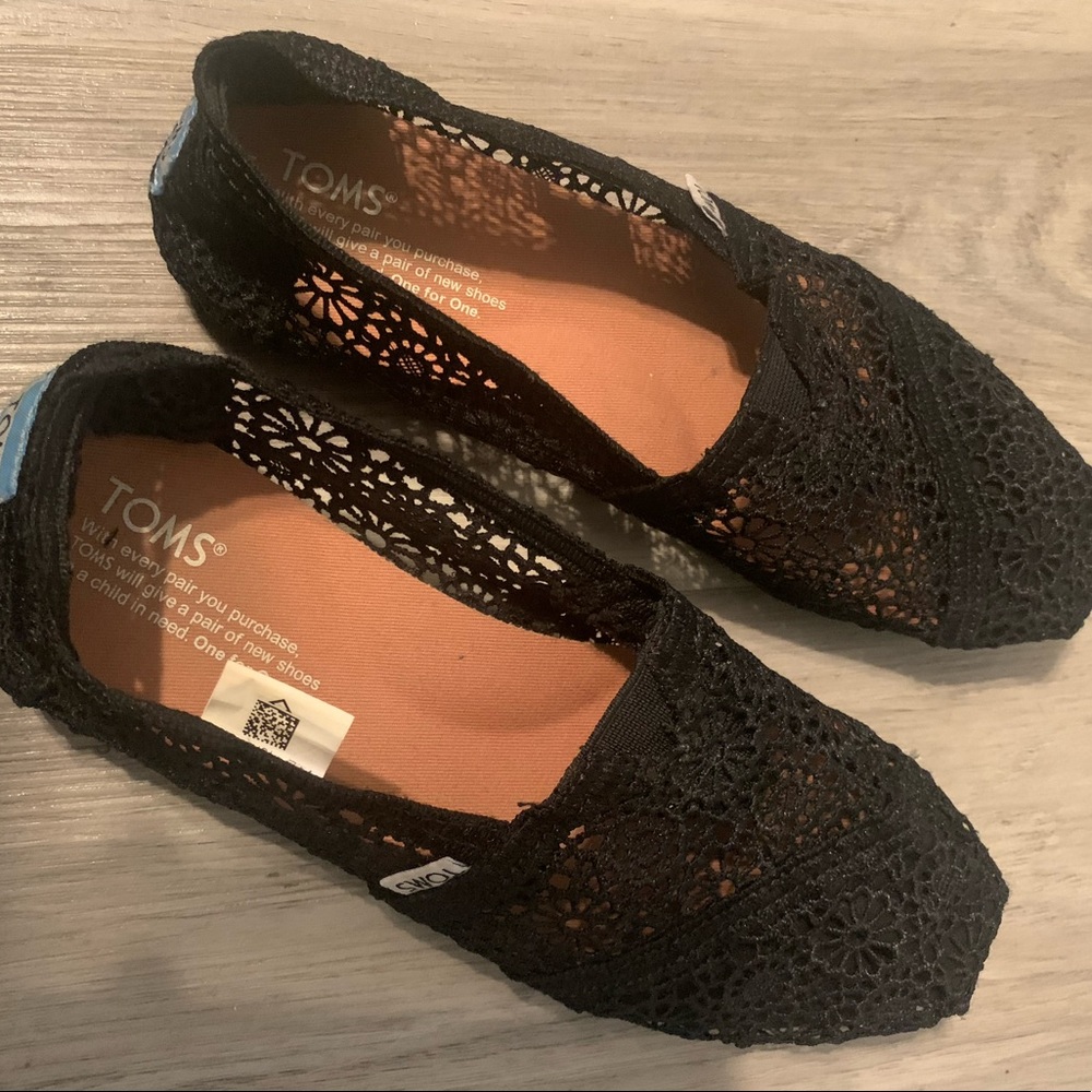 Toms size 7.5